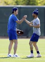 Baseball: Dodgers players Ohtani, Betts