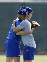 Baseball: Dodgers players Ohtani, Betts