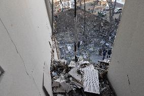 5 People Killed In Russian Attack On Izyum