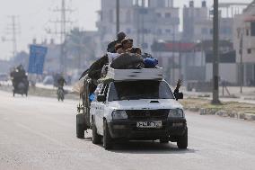 Daily Life in Deir Al-Balah After Israeli Withdrawal