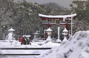 Heavy snowfall in Japan