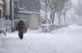 Heavy snowfall in Japan