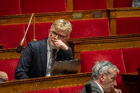 Questions To The Government - Paris