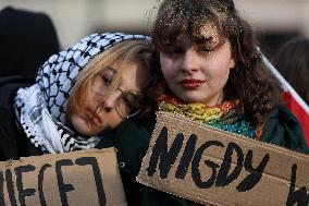 Protest Supporting Palestine In Krakow