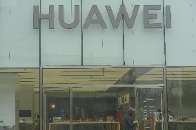 Huawei Sales Revenue Growth in 2024