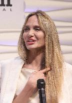 Santa Barbara - Angelina Jolie At Maltin Modern Master Awards
