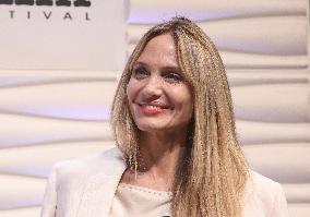 Santa Barbara - Angelina Jolie At Maltin Modern Master Awards
