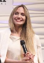 Santa Barbara - Angelina Jolie At Maltin Modern Master Awards
