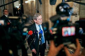 No-confidence motion against the 49.3 of prime minister - Paris AJ