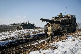 Live fire exercise of Ukrainian tank crews