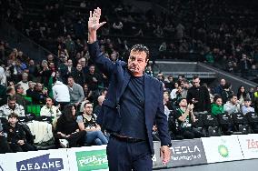 Panathinaikos Athens v Anadolu Efes Istanbul - Turkish Airlines EuroLeague