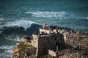 Giant Waves