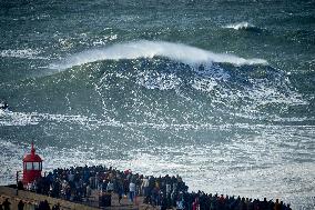 Giant Waves