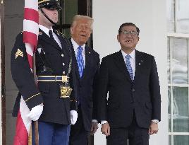 Ishiba-Trump meeting in Washington