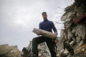 Rubble and debris cover the streets Jabalia - Gaza Strip