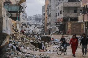 Gaza Transformed Into Rubble-Strewn Wasteland After Israeli Attacks