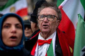 A Rally For Freedom In Iran - Paris