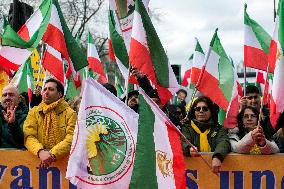 A Rally For Freedom In Iran - Paris