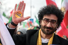 A Rally For Freedom In Iran - Paris