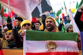 A Rally For Freedom In Iran - Paris