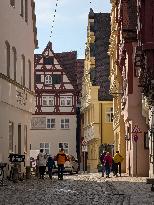 Everyday Life In The Medieval Bavarian Town Noerdlingen