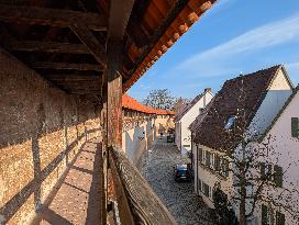 Everyday Life In The Medieval Bavarian Town Noerdlingen