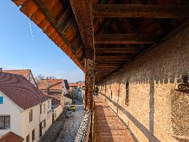 Everyday Life In The Medieval Bavarian Town Noerdlingen