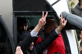 Newly Released Palestinian Prisoners Arrive in Ramallah - Palestine