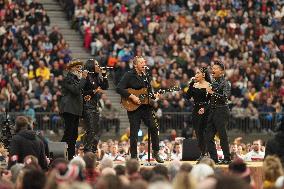 Chris Martin At Invictus Games Opening Ceremony - Vancouver