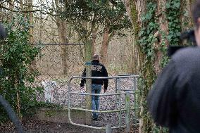 Schoolgirl Found Dead In A Wood - Essonne