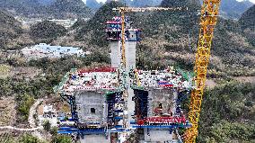 Tongmuhe Super Major Bridge Construction in Liuzhou