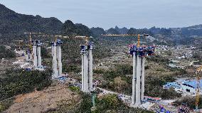 Tongmuhe Super Major Bridge Construction in Liuzhou