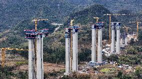 Tongmuhe Super Major Bridge Construction in Liuzhou