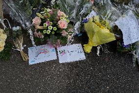 Pay Tribute To Louise, Schoolgirl Found Dead In A Wood - Essonne