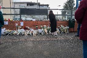 Pay Tribute To Louise, Schoolgirl Found Dead In A Wood - Essonne