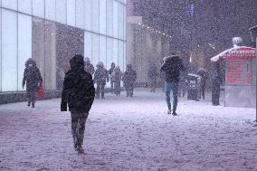 Overnight Snowfall In Toronto