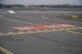 Airlines At Verona Villafranca Airport.