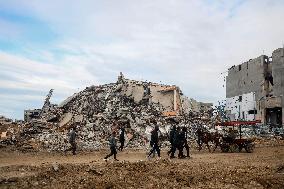 Displaced Palestinians Returning Home - Gaza