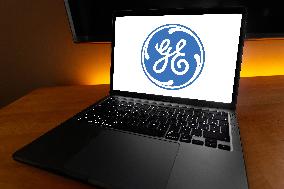 Global logos