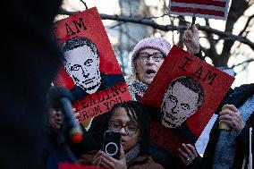 Protest against Musk’s closure of the Consumer Financial Protection Bureau