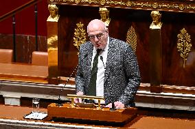 Session To Discuss And Vote A No-Confidence Motion - Paris