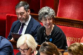 Session To Discuss And Vote A No-Confidence Motion - Paris