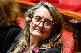 Session To Discuss And Vote A No-Confidence Motion - Paris