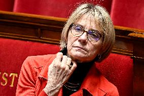 Session To Discuss And Vote A No-Confidence Motion - Paris