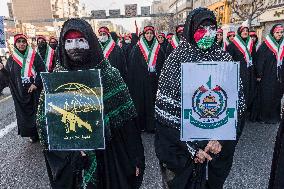 Iran Parade Basij and IRGC - Tehran