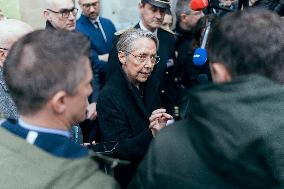 Elisabeth Borne visits an elementary school - Paris AJ