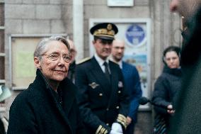 Elisabeth Borne visits an elementary school - Paris AJ