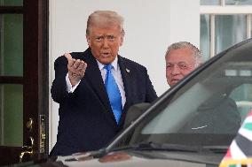 Donald Trump welcomes King Abdullah II - Washington