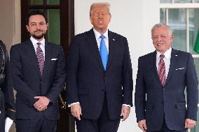 Donald Trump welcomes King Abdullah II - Washington