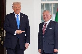 Donald Trump welcomes King Abdullah II - Washington